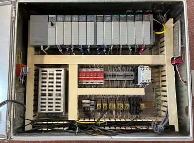 Allen Bradley PLC SLC500 cabinet and 3x Parker PDS15 motor drives
