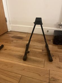 guitar stand