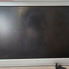 32" Sanyo TV