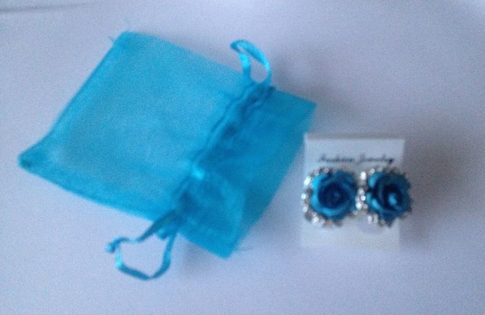 Brand new Turquoise / light blue Rose & Diamond earrings