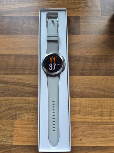 Samsung  Watch 4