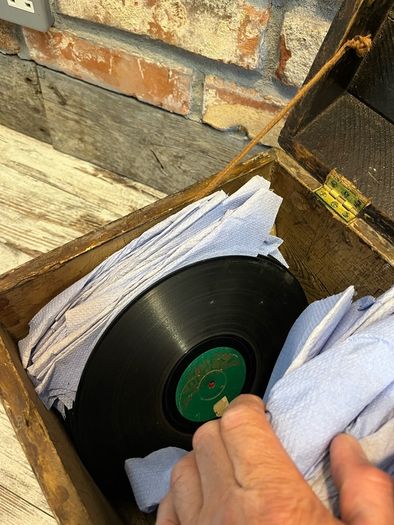 vintage vinyl box
