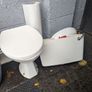 Cloakroom sink and toilet free Image 3