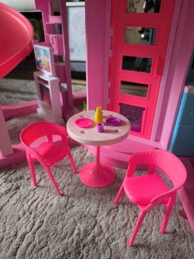 Barbie Dream House