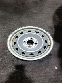 Nissan Suzuki and Ford steel rims 14 inch