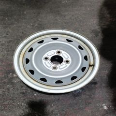 Nissan Suzuki and Ford steel rims 14 inch
