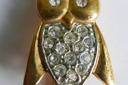 Vintage Jewelry Brooch Pin Owl Rhinestone Gold Plate Tone