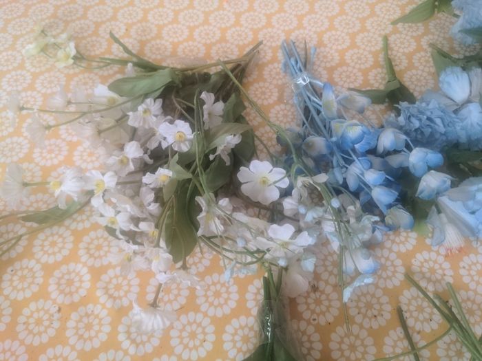 Artificial flowers