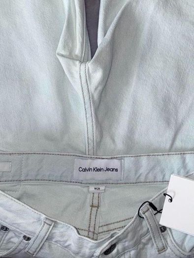 Calvin Klein Jeans W29 Pale Bluish Mint Distressed Mid Length Mom Shorts BNWT