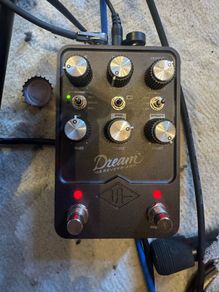 Universal Audio UAFX Dream '65 Reverb Amplifier Pedal