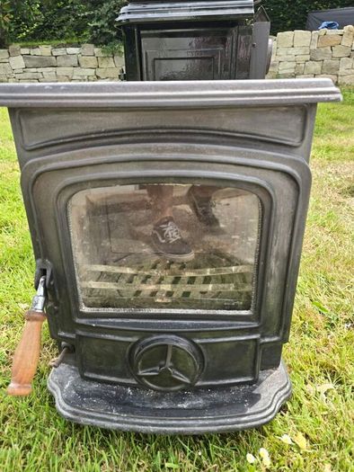 Stanley Oisin Cast Iron Solid Fuel Stove
