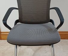 Lii Meeting Room Chair - Cantilever Base