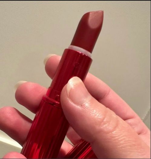 Charlotte tilbury lipstick