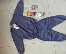 Zara tracksuit and hair clips