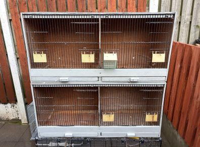 2 Cages Bird Boxes
