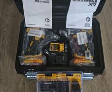DeWalt DCD796 XR 18V Combi Drill & DCF887 XR 18V Impact Driver Kit in Tstak