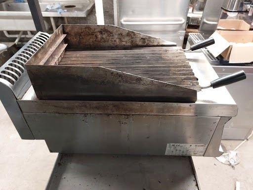 Tecnoinox Refurbished Lava Stone Gas Char Grill (top version) GR35G7