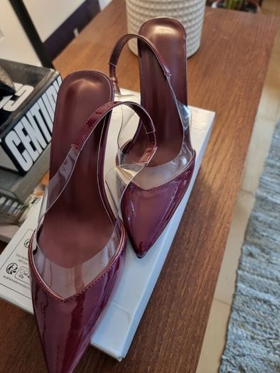 Ladies sling back kitten heels shoes