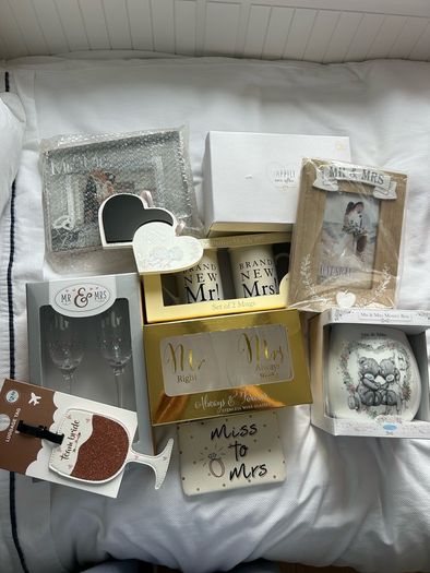 Mr & Mrs Wedding gifts