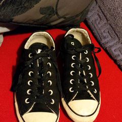 Black Leather Converse Chuck Taylor High-Tops Size EU 39 / US 8 / UK 6