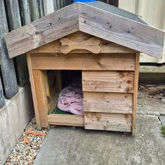 dog kennel