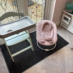 Hauck Alpha highchair and bouncer set