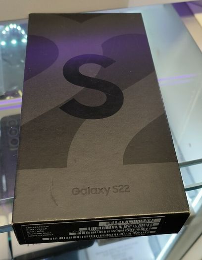 Samsung Galaxy S22 128GB/ 8GB RAM Dual Sim Unlocked Black (New)