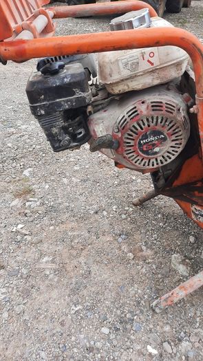 Honda petrol mixer-- Excellent condition