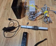 black nintendo wii console - RVL101
