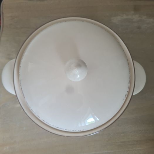 Casserole Noritake Country Diary Edwardian Lady