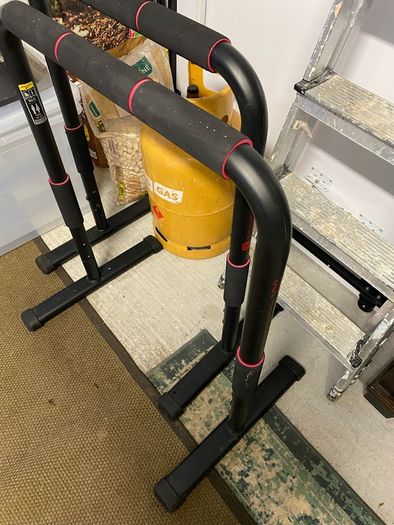 Dip bars decathlon