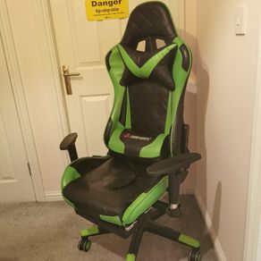 Green Gaming Chair good condition