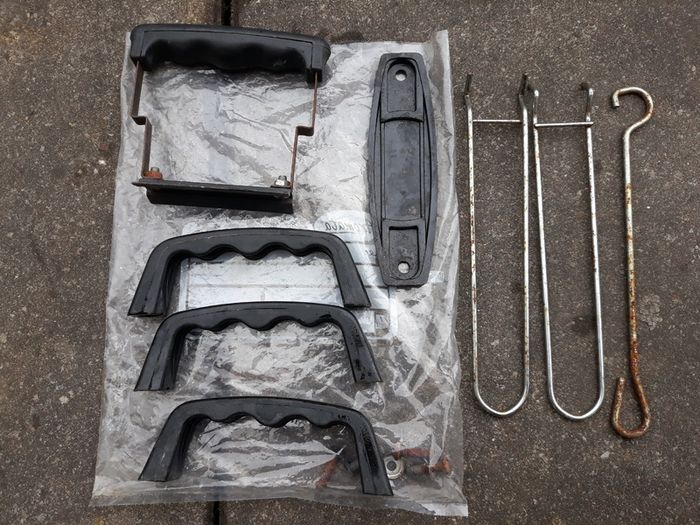 Kettle Charcoal BBQ handles, accessories
