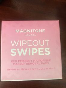 Eco friendly makeup remover pads - New / Boxed