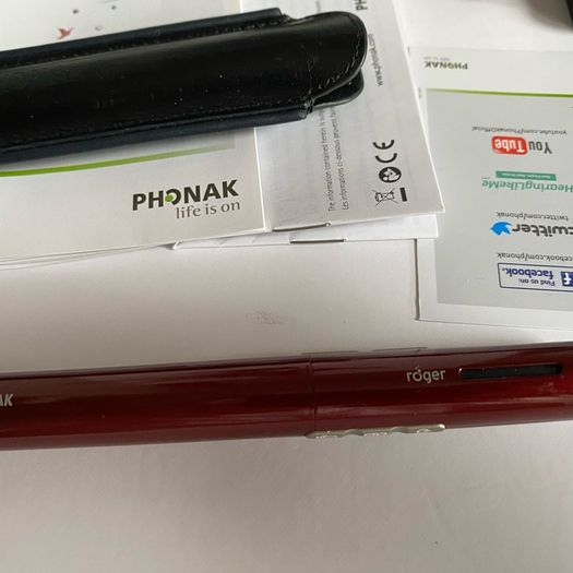 Phonak Roger Pen 1.1 Wireless Listening Device  with Dock, Charger & Cables
