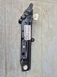BMW original jack