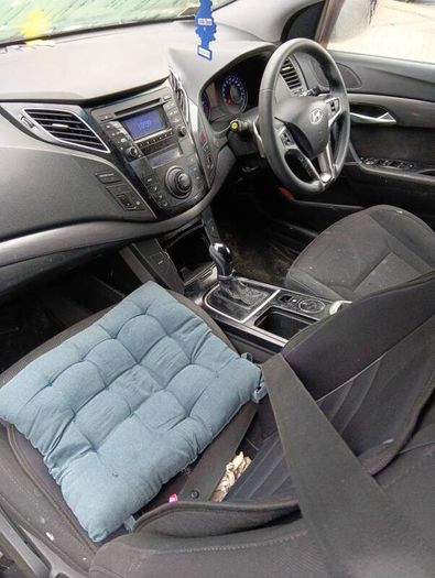 Breaking Hyundai i40 2013 1.7crdi