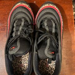 nike trainers