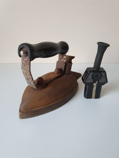 Antique Electric Iron