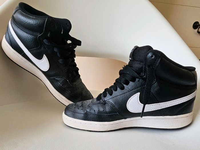 Nike Court Vision size 5