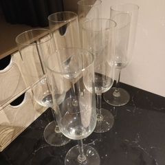6 x champagne glasses Brand new