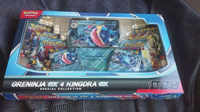 Sealed Pokemon Greninja Kingdra EX Special Collection