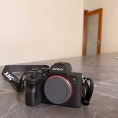 Sony A7III Body only
