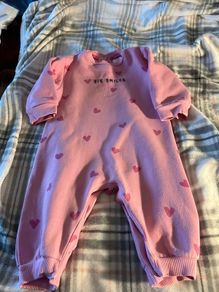 Girls suit 9/12 mths