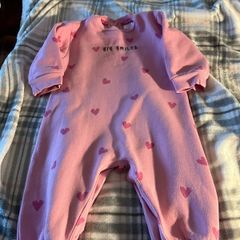 Girls suit 9/12 mths
