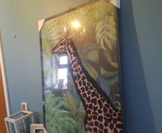 large framed canvas giraffe pictue