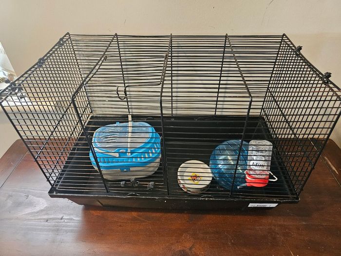Hamster cage with accessories