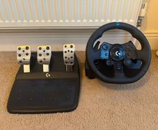 Logitech G923 Wheel and Pedals