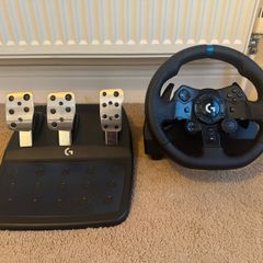 Logitech G923 Wheel and Pedals