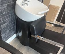 Hairdressing/barber wash basin